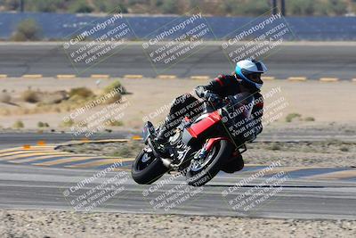 media/Oct-21-2024-Moto Forza (Mon) [[0d67646773]]/B Group/Session 2 (Turn 14)/